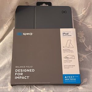 Speck iPad Case (2019/2020) Balance Folio Designed For Impact